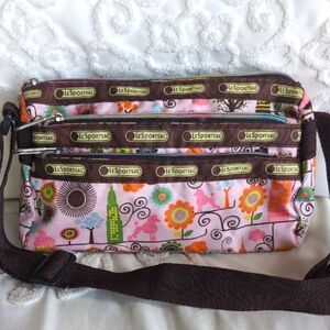 Vintage 🩷 Pink Poodle Park LeSportsac Crossbody Rainbow Zip Purse